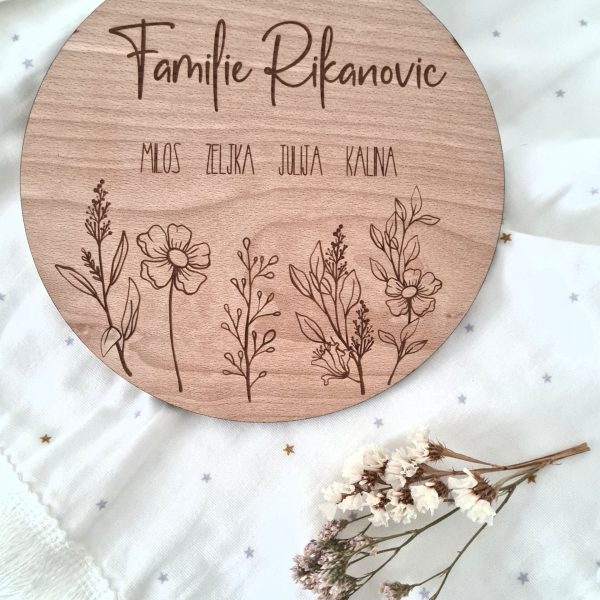 holzschild türschild dekokranz wilkommen familie personalisiert mit namen nachname geschenk umzug traumhaft sendoro shop