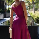 299-19 CHIARA elegantes langes Maxikleid mit Trägern – Fuchsia mit Glitzer-6